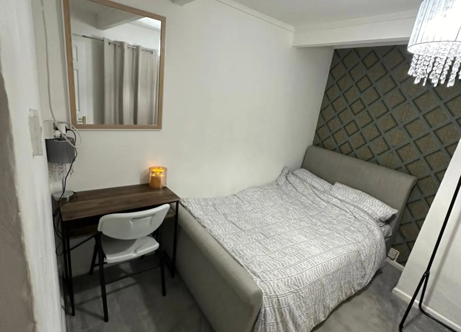 Flexyhomes Next To Gloucester Royal Hospital 2 Minutes Walk Away United Kingdom